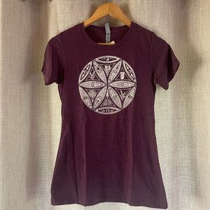 Rocking Rudy’s tee shirt maroon / wine color